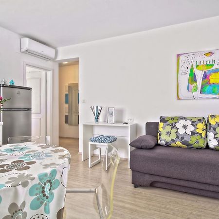 Apartments Punta By Sea ウマグ エクステリア 写真
