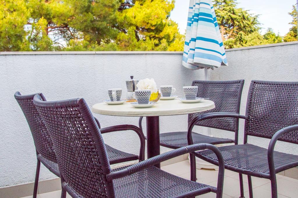 Apartments Punta By Sea ウマグ エクステリア 写真