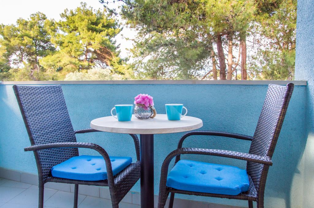 Apartments Punta By Sea ウマグ エクステリア 写真